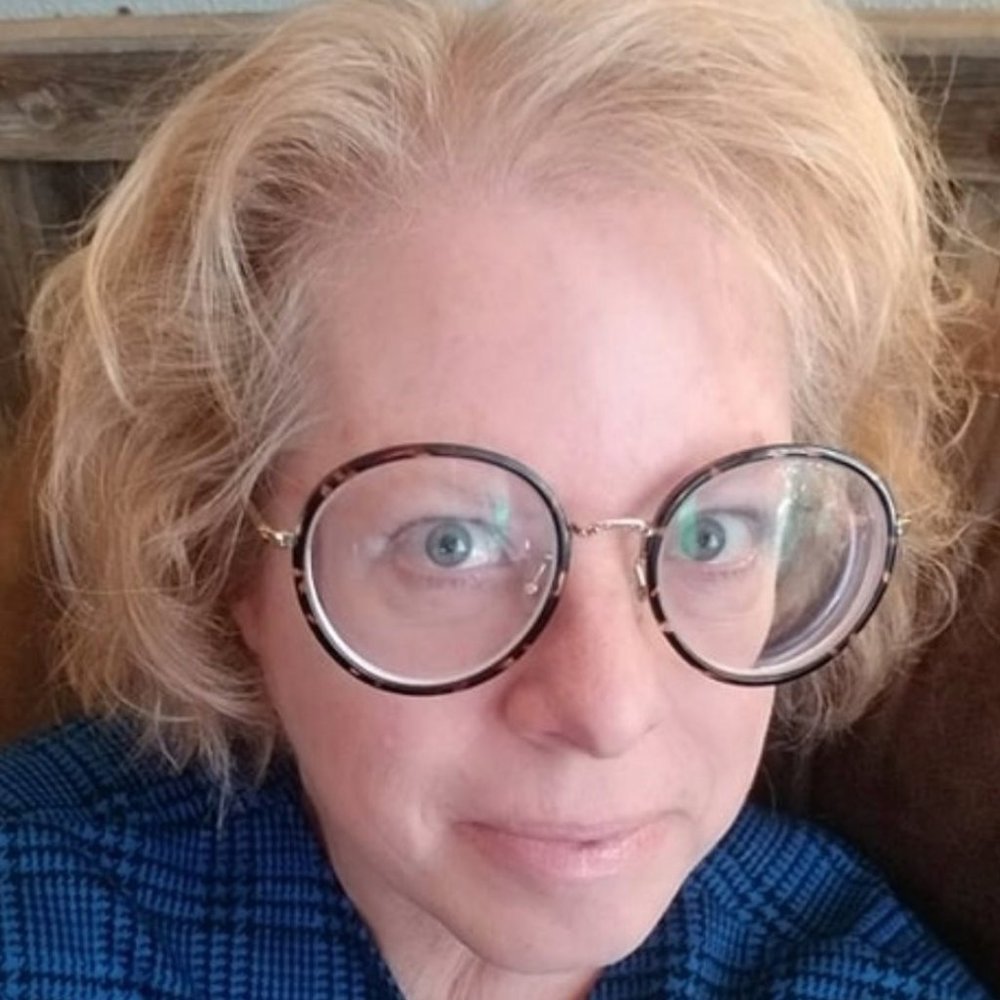 Meet your Posher, Linda
